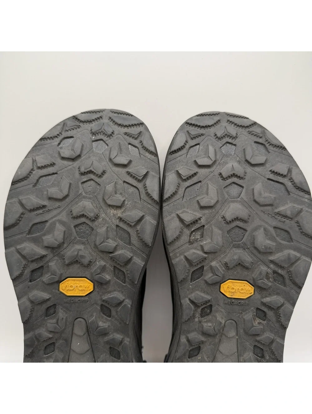 Hoka these infiniti